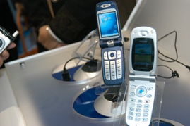 2004年通信展 華為展示創新手機與通訊技術開發成果